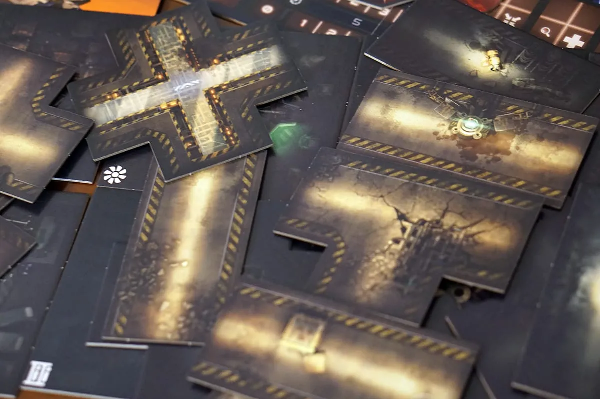 Unboxing – Alone