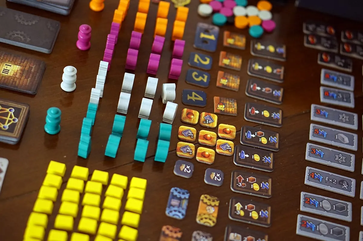 Unboxing – Golem