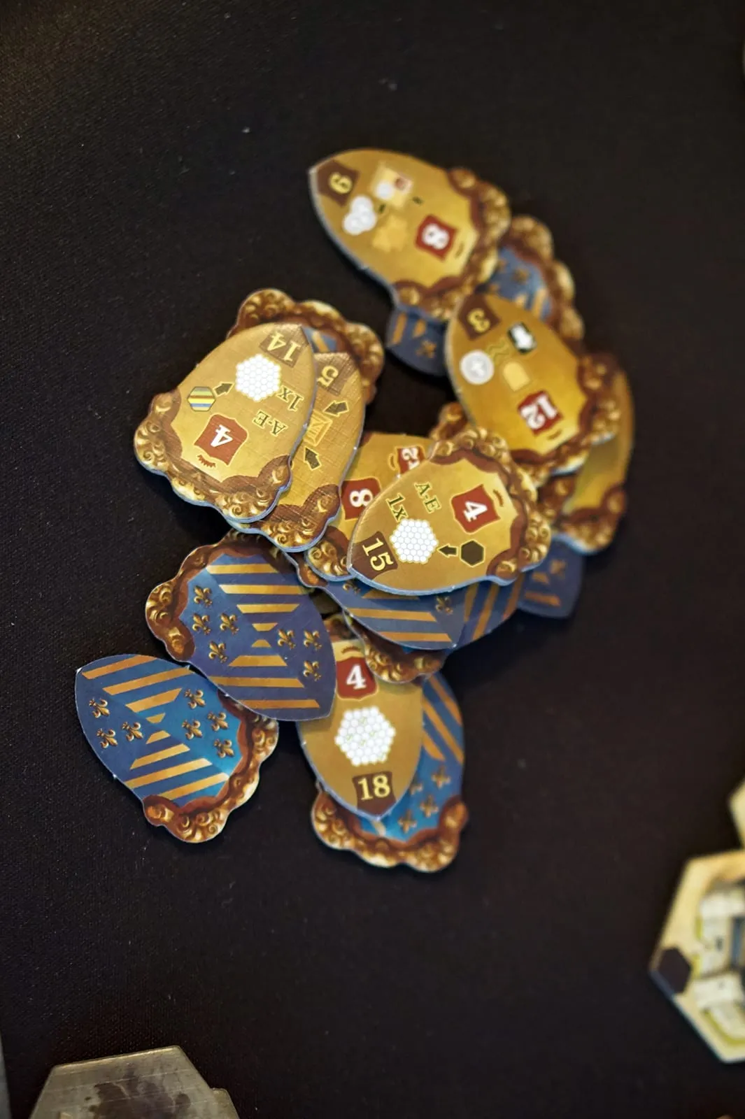 Unboxing – Zamki Burgundii: ed. specjalna