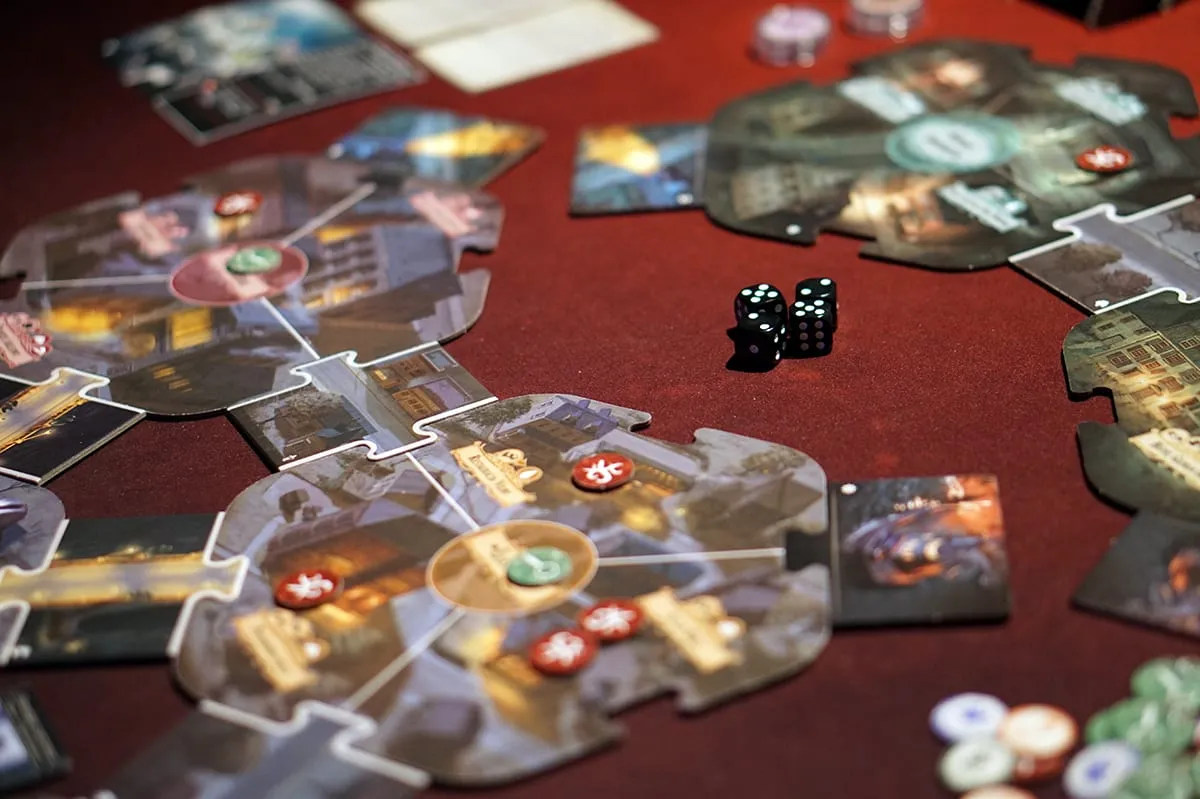 Horror w Arkham: Wśród mrocznych fal
