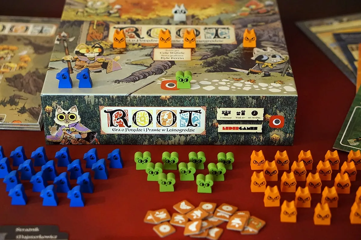 Unboxing – Root