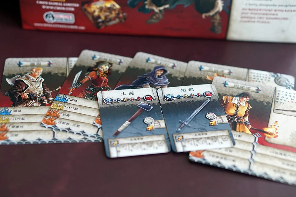 Unboxing – Zombicide: Hero Box-1
