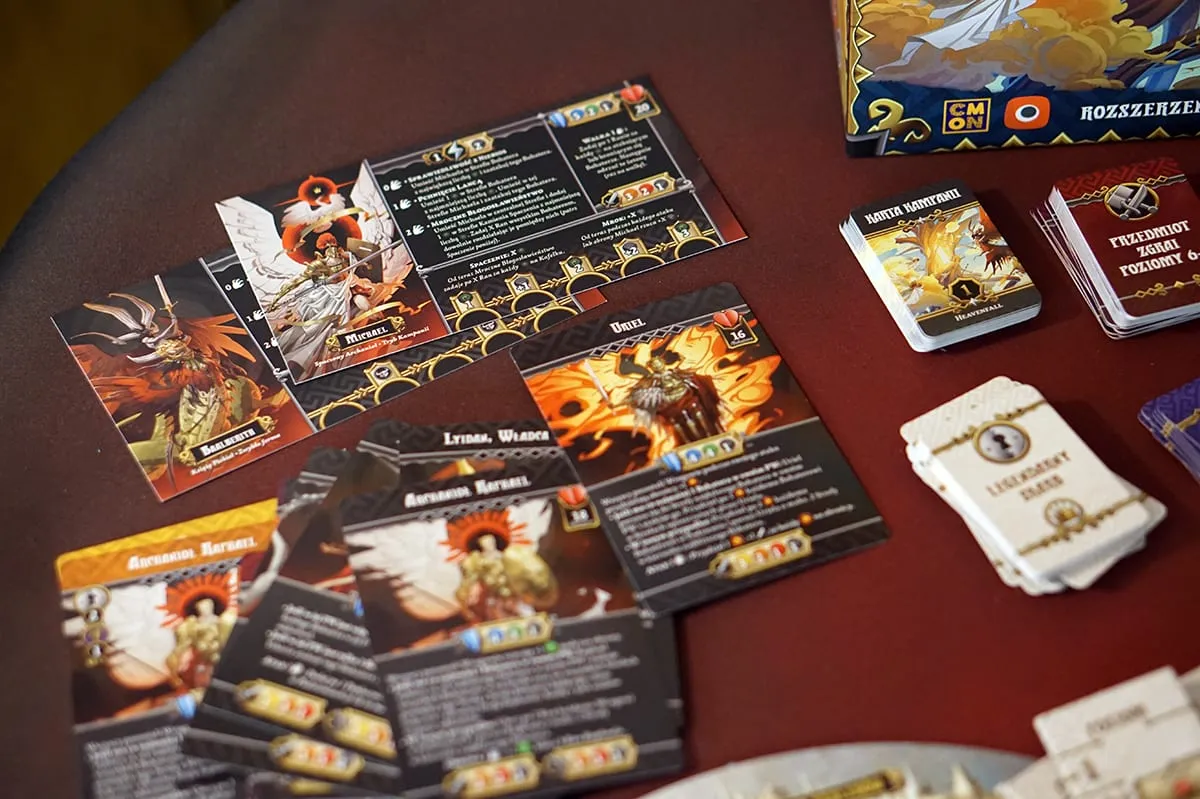 Unboxing Massive Darkness 2: Heavenfall