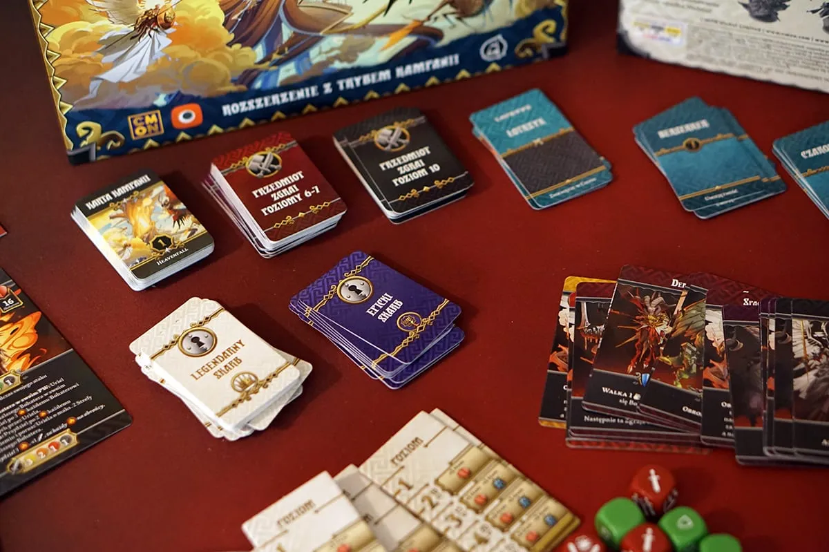 Unboxing Massive Darkness 2: Heavenfall