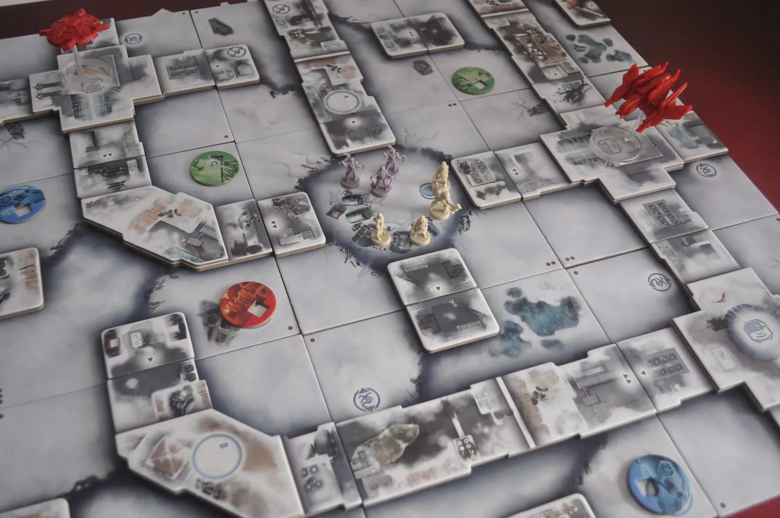 D.E.I.: Divide Et Impera