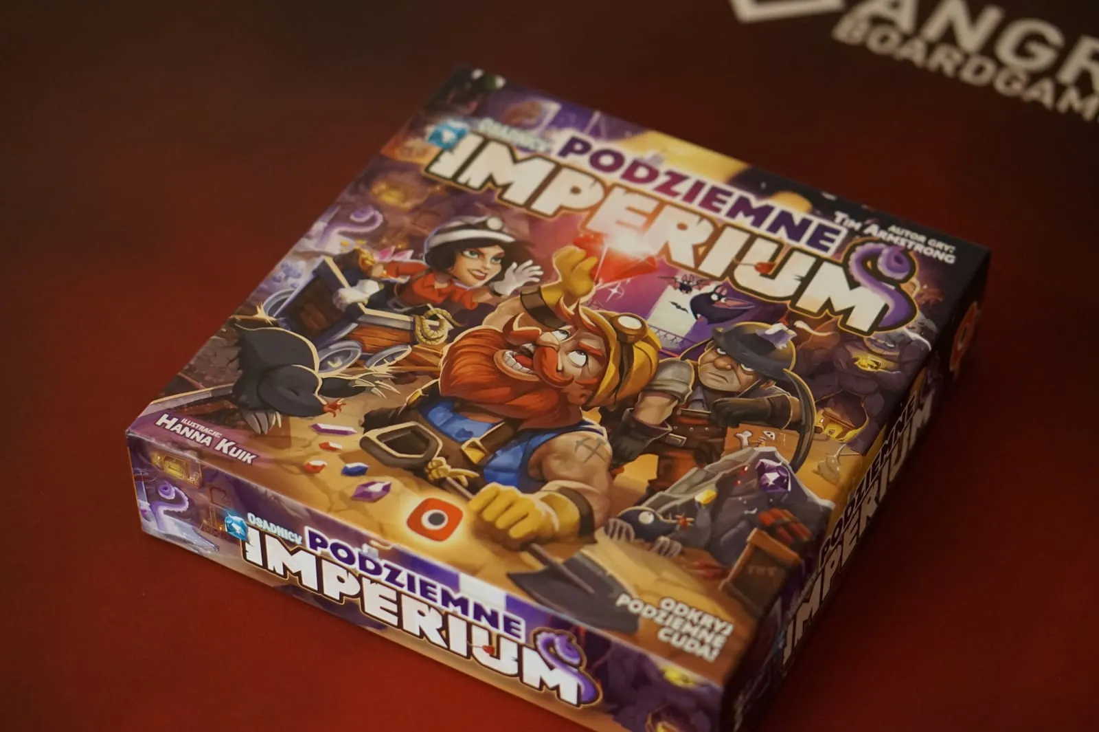 Unboxing – Podziemne Imperium