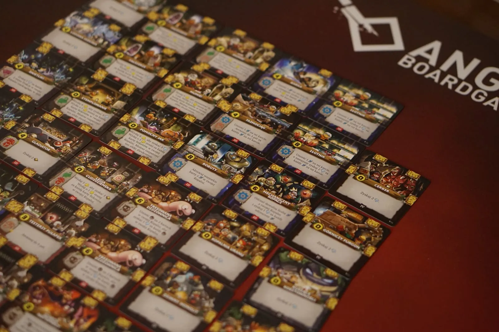 Unboxing – Podziemne Imperium