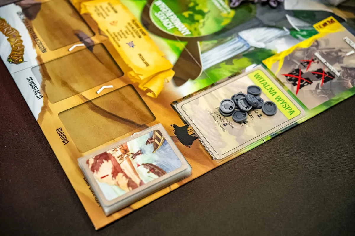 Dodatki do Spirit Island: Zarośla i Szpony oraz Rozdarta Ziemia