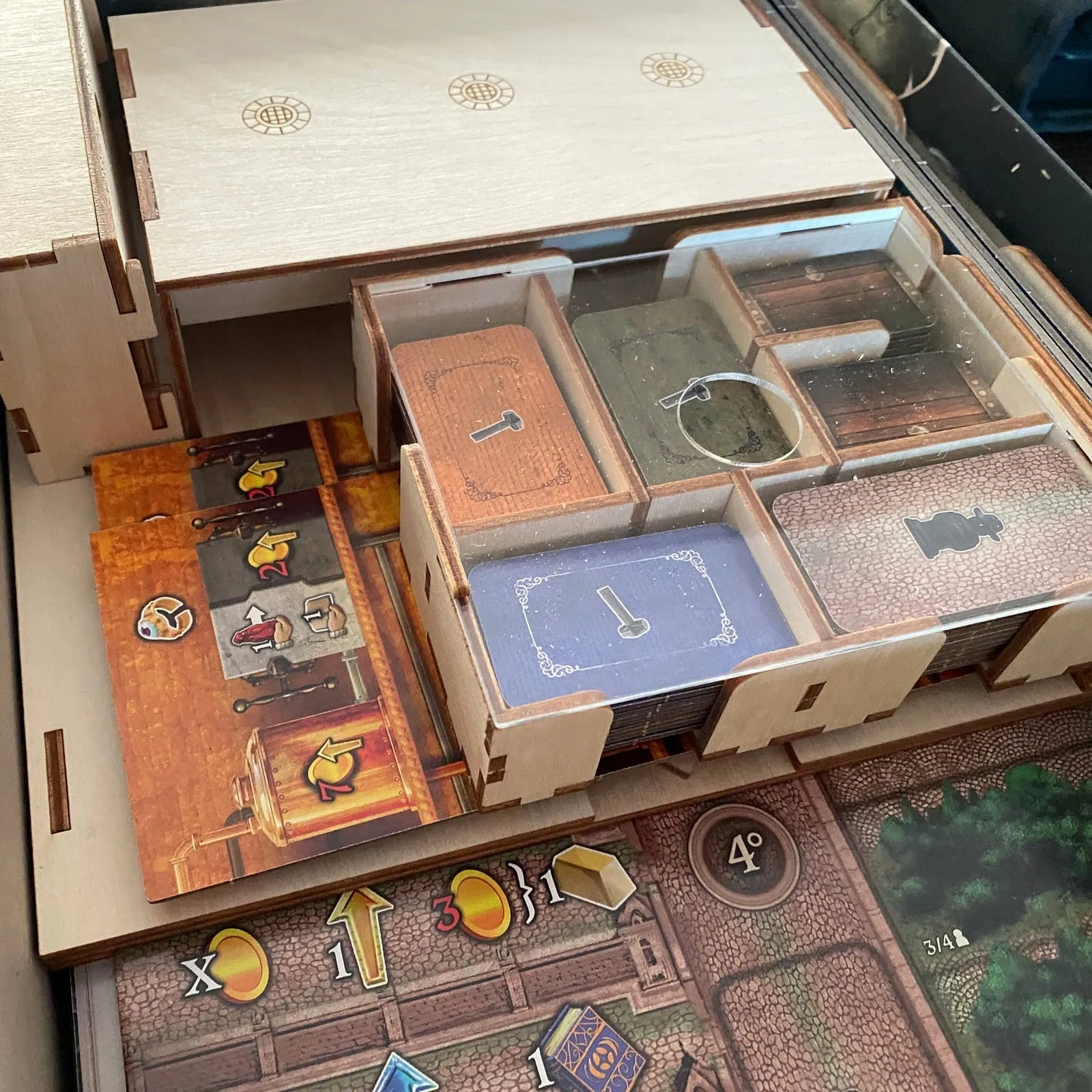 Golem – rzut oka na insert od reDrewno